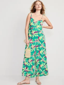 Old Navy Loose Cropped Tie-Shoulder V-Neck Cami Jumpsuit For Women 22 Old Navy Loose Cropped Tie-Shoulder V-Neck Cami Jumpsuit For Women -LuxeWear Sales Store https3A2F2Foldnavy.gapcanada.ca2Fwebcontent2F00532F2542F8092Fcn53254809.jpg 640x