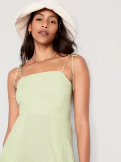 Old Navy Fit & Flare Tie-Strap Floral Mini Dress For Women 9 Old Navy Fit & Flare Tie-Strap Floral Mini Dress For Women -LuxeWear Sales Store https3A2F2Foldnavy.gapcanada.ca2Fwebcontent2F00532F3932F5762Fcn53393576.jpg 640x