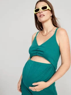 Old Navy Maternity Sleeveless Textured Wide-Leg Jumpsuit 12 Old Navy Maternity Sleeveless Textured Wide-Leg Jumpsuit -LuxeWear Sales Store https3A2F2Foldnavy.gapcanada.ca2Fwebcontent2F00532F4282F5352Fcn53428535.jpg 640x