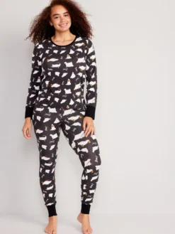 Old Navy Matching Halloween Print Pajama Set For Women -LuxeWear Sales Store https3A2F2Foldnavy.gapcanada.ca2Fwebcontent2F00532F5222F6732Fcn53522673.jpg 640x