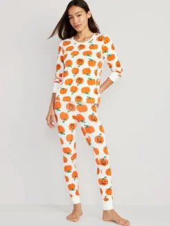 Old Navy Matching Halloween Print Pajama Set For Women -LuxeWear Sales Store https3A2F2Foldnavy.gapcanada.ca2Fwebcontent2F00532F6102F2822Fcn53610282.jpg 640x