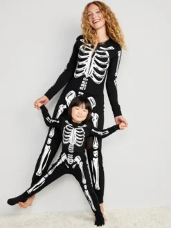 Old Navy Matching Halloween One-Piece Pajamas For Women -LuxeWear Sales Store https3A2F2Foldnavy.gapcanada.ca2Fwebcontent2F00532F8962F0262Fcn53896026.jpg 640x
