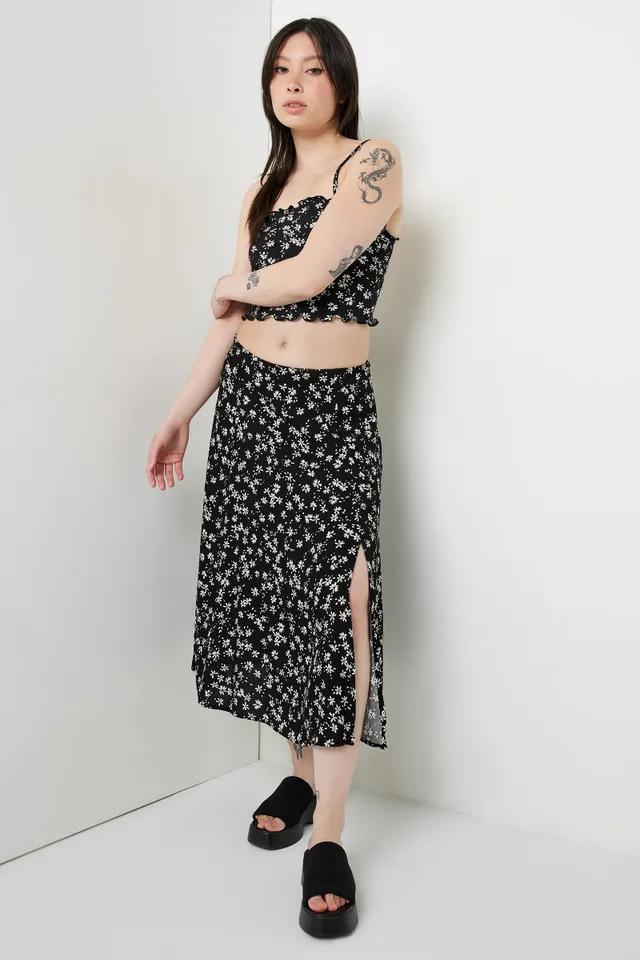 Ardene Flowy Midi Skirt With Slit In | Size | 100% Viscose 3 Ardene Flowy Midi Skirt With Slit In | Size | 100% Viscose