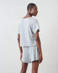 Restore Scoop Neck Top -LuxeWear Sales Store https3A2F2Fwww.roots .com2Fdw2Fimage2Fv22FBGGS PRD2Fon2Fdemandware.static2F 2FSites roots master catalog2Fdefault2Fdw90e8864b2Fimages2F38180051 004 d.jpg3Fsw3D120026sh3D120026sm3Dfit 640x